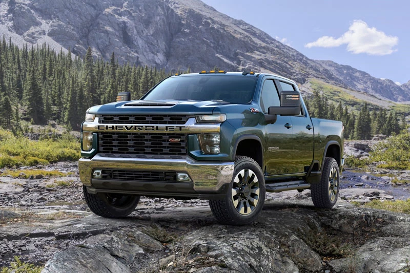 2. Chevrolet Silverado (doanh số: 414.650 chiếc).