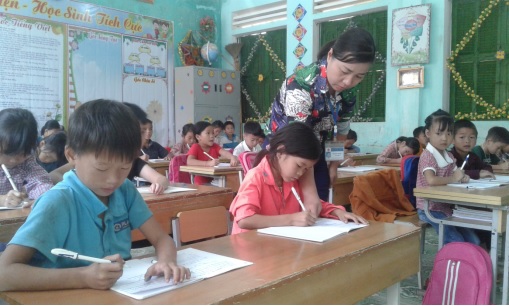 Hà Giang: Xín Mần nỗ lực giảm tình trạng học sinh bỏ học tại các điểm trường khó khăn