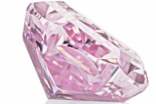 Sotheby's sắp bán đấu giá viêm kim cương tím hồng siêu hiếm