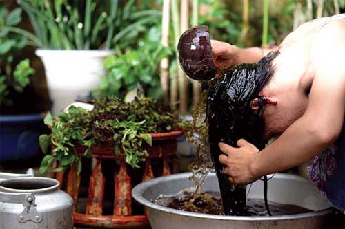 Gội đầu vào 5 thời điểm này dễ bị đột quỵ, nguy hiểm tính mạng