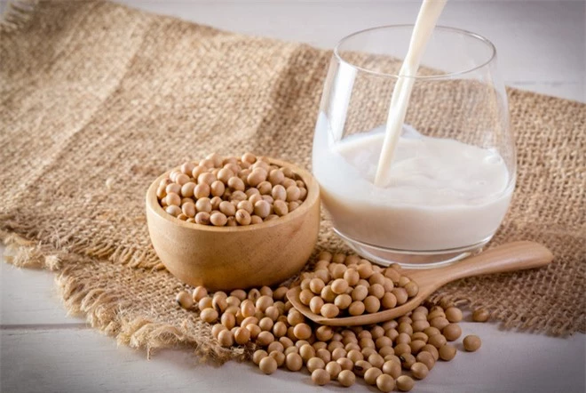 Sữa bò, sữa đậu nành, sữa yến mạch, sữa gạo - loại nào tốt nhất: Chuyên gia dinh dưỡng Úc trả lời - Ảnh 3.