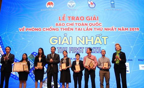 Trao Giải báo chí toàn quốc về Phòng chống thiên tai lần thứ nhất