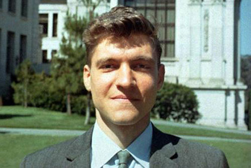 Con trai 10 tuổi có IQ cao hơn cả Albert Einstein, bố mẹ mừng rơn nhưng không ngờ 15 năm sau bi kịch mới ập đến