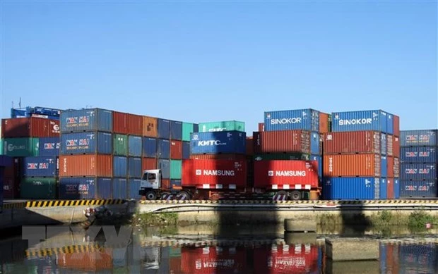 Tổng cục Hải quan chỉ đạo tái xuất phế liệu không đủ điều kiện nhập khẩu tại cảng biển.