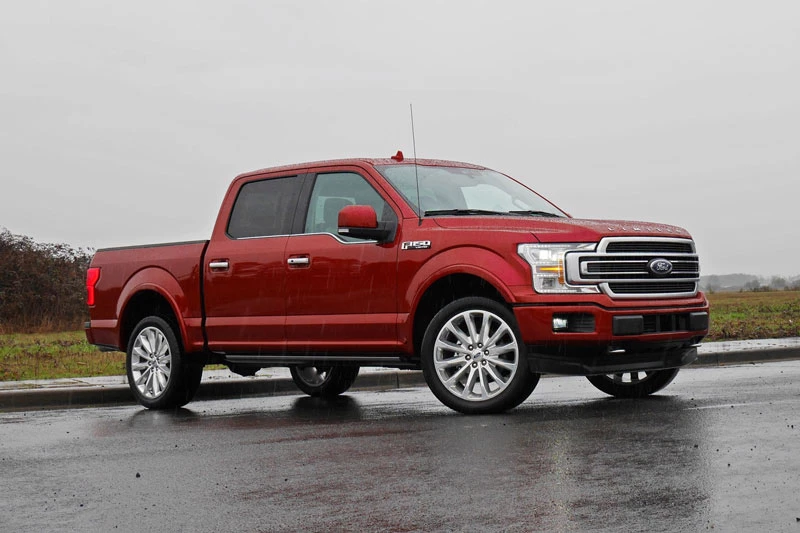 1. Ford F-150 Limited 2020 (giá khởi điểm: 67.485 USD).