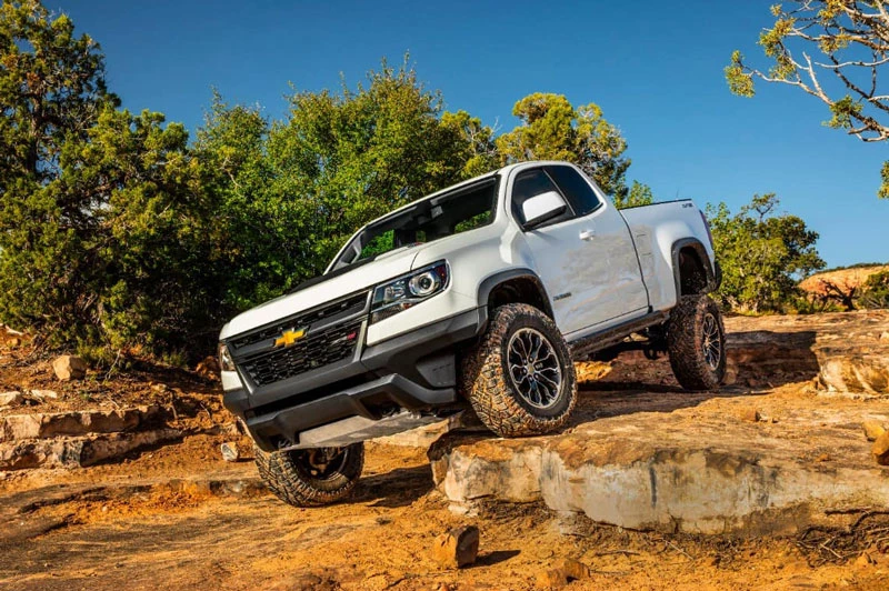 10. Chevrolet Colorado ZR2 2020 (giá khởi điểm: 41.400 USD).