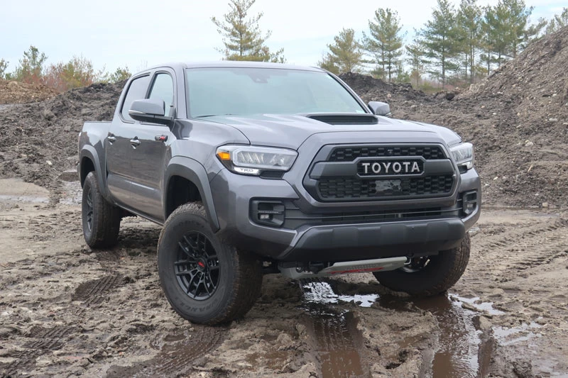 7. Toyota Tacoma TRD Pro 2020 (giá khởi điểm: 43.960 USD).