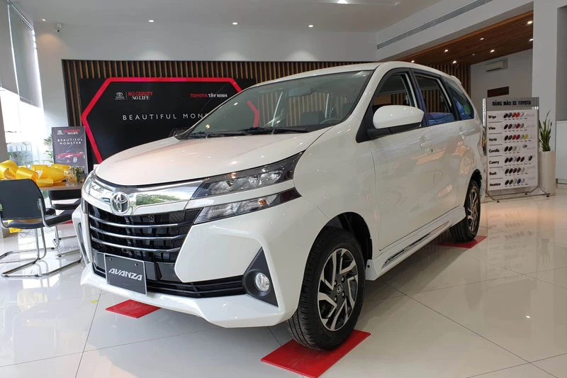 7. Toyota Avanza (doanh số: 23 chiếc).