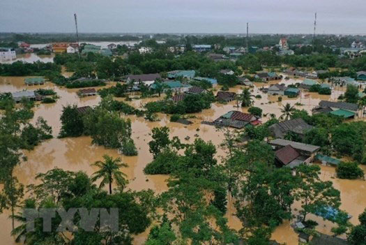 Các nhà khí hậu học thế giới nghiên cứu về bão lũ nghiêm trọng ở Việt Nam