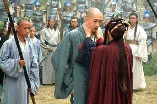 2 mối "tư tình" đi ngược luân thường đạo lý, chấn động võ lâm Trung Nguyên trong phim chưởng Kim Dung