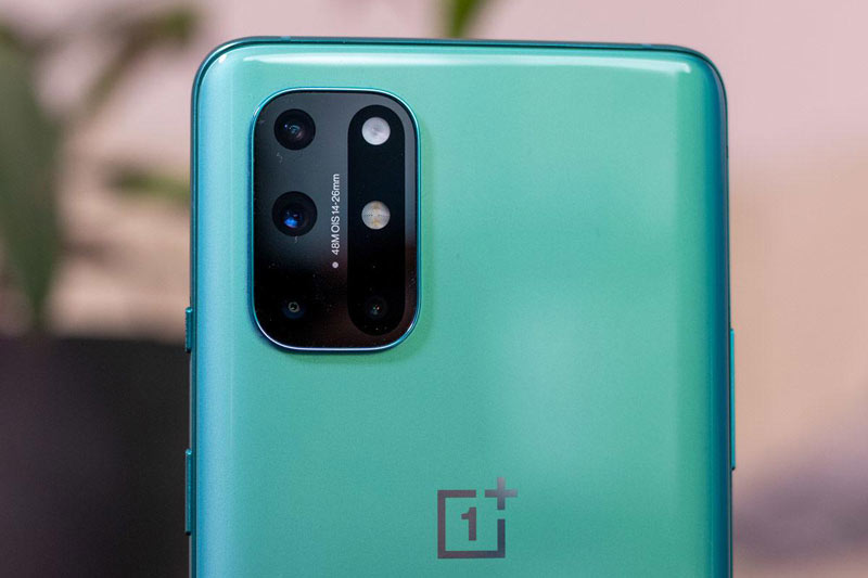 Smartphone chip S865, RAM 12 GB, sạc 65W, giá 18,99 triệu tại Việt Nam