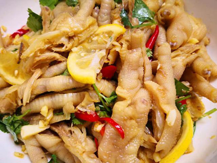 Cách làm món chân gà chua cay cực ngon, nhâm nhi 'quên sầu'