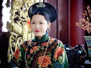 Chuyện về phi tần xuất thân thấp kém, may mắn được Hoàng đế Khang Hi sủng ái và hạ sinh một hoàng tử dị tật nhưng có tài hơn người