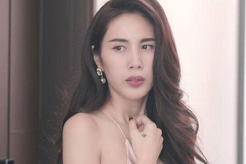 Nhiều nhãn hàng hủy ký hợp đồng với Thủy Tiên