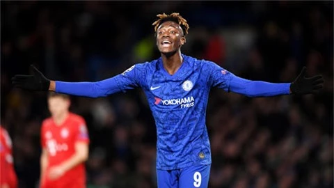 Chiêu mộ Werner, Chelsea 'được' thêm cả... Abraham