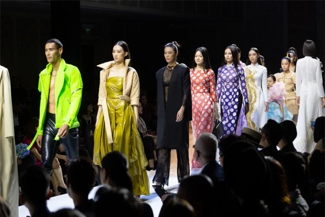 Tuần lễ thời trang Quốc tế Việt Nam 2020 thu hút NTK trẻ - Ảnh 1.