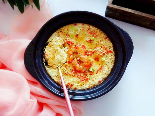 Cách biến tấu món ăn cực ngon từ trứng và tôm