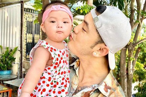 Ưng Hoàng Phúc: 'Khi có con gái, tôi trăn trở việc liệu sau này bé có kiếm được người yêu thương hết mực'