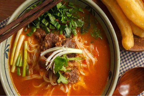 Phở bò sốt vang ngon đậm đà, hương vị khó quên dành cho ngày se lạnh