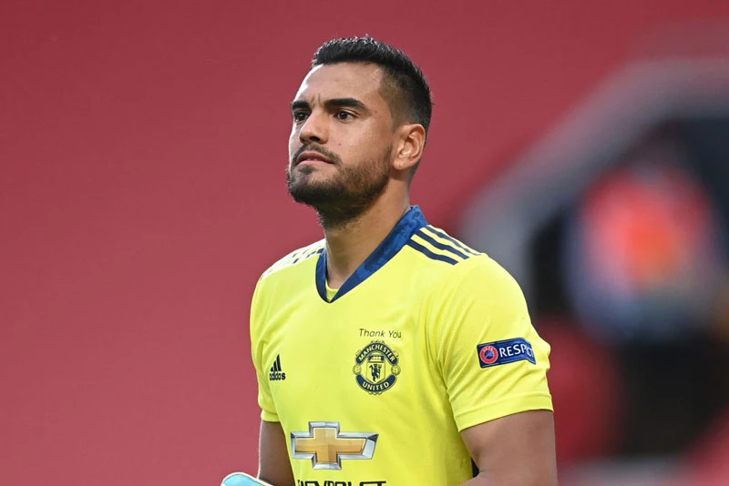 Thủ môn: Sergio Romero (M.U).