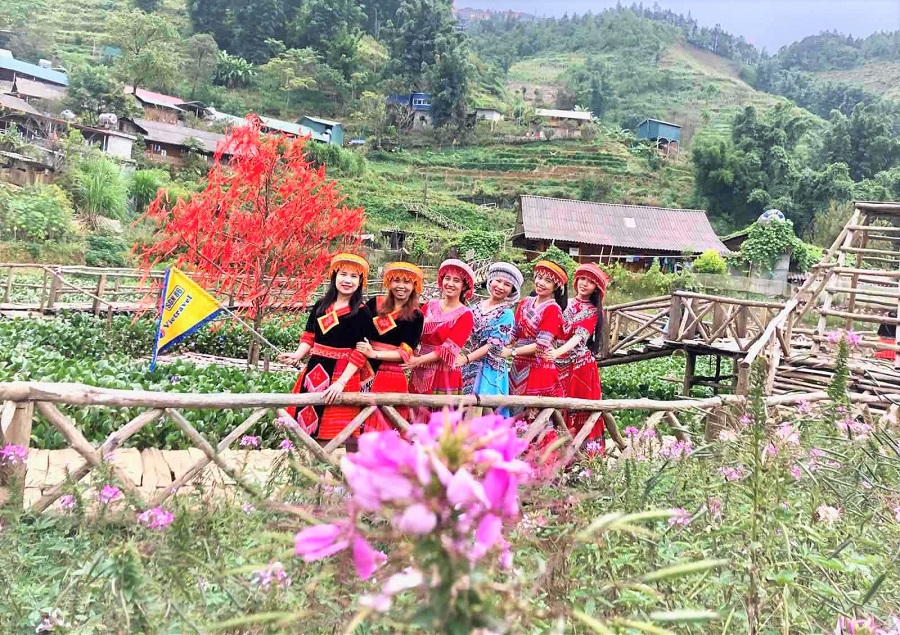 Những người yêu vẻ đẹp vùng cao có hẹn với hành trình Hà Nội – Sa Pa để chiêm ngưỡng cảnh đẹp núi rừng Tây Bắc