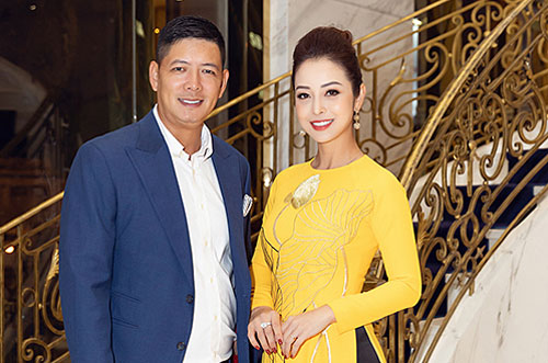 Jennifer Phạm sánh đôi Bình Minh