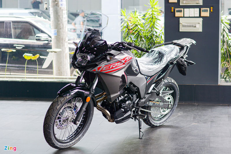 Cận cảnh Kawasaki Versys-X 300 City 2021 giá 145,4 triệu đồng tại Việt Nam