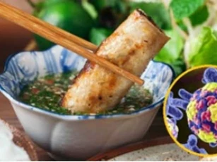 4 bệnh dễ truyền nhiễm khi gắp thức ăn, dùng chung bát nước chấm