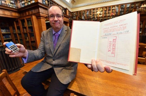 Những đồ vật bị thất lạc hơn nửa thế kỷ bỗng được tìm thấy một cách bất ngờ