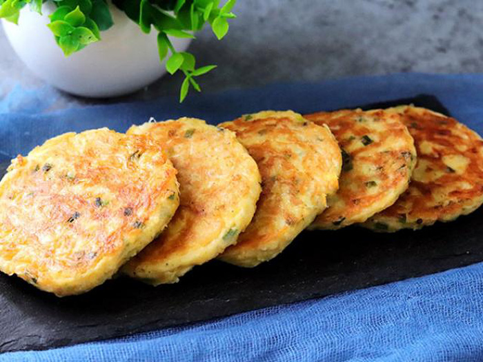 Cách làm món trứng kết hợp củ cải trắng thơm ngon lạ miệng