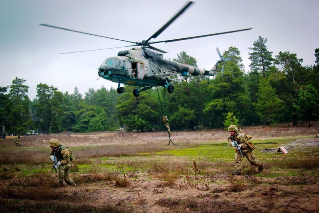 Lính dù Ukraine sẽ có một chiếc xe bọc thép đổ bộ độc đáo?