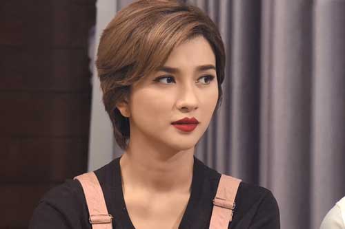 Nghe vợ chồng tôi bàn bạc chuyện thuê người giúp việc, mẹ chồng lập tức rút ví làm một hành động khiến cả nhà sửng sốt