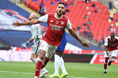 Bị Kroos 'xỏ xiên', Aubameyang đáp trả cực gắt