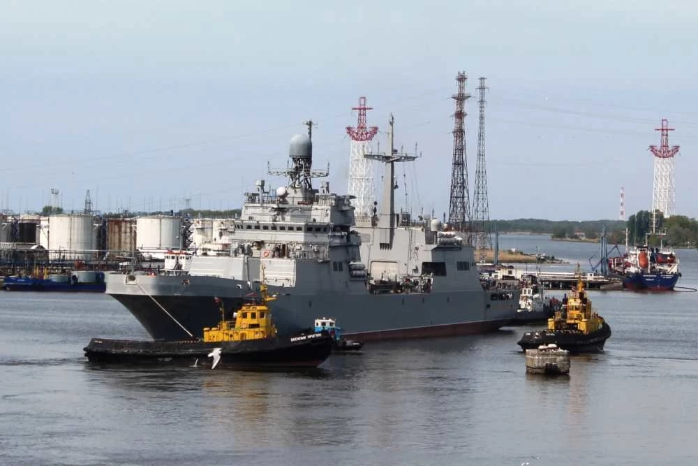 Tàu đổ bộ cỡ lớn Petr Morgunov sắp được bàn giao cho Hải quân Nga. Ảnh: TASS.