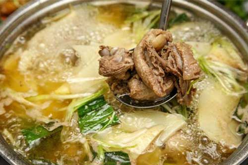 Làm măng chua cứ cho một thứ này vào, đảm bảo măng giòn ngon đúng chuẩn