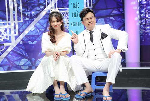 Chí Tài bị gọi là ông khi 'kết đôi' với Jee Trần