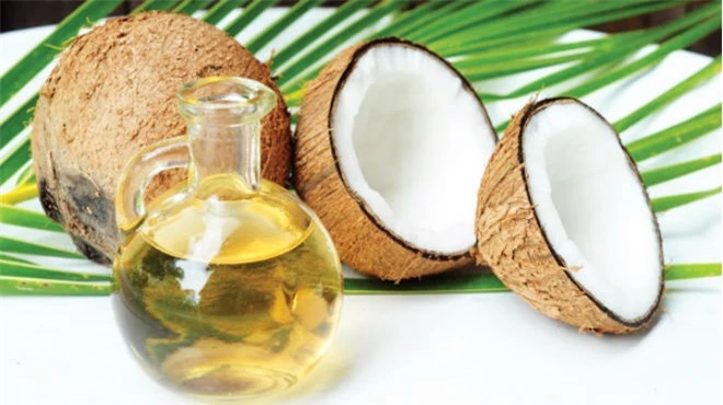 Cách chữa rụng tóc từ thiên nhiên với quả dừa và dầu dừa hiệu quả bất ngờ