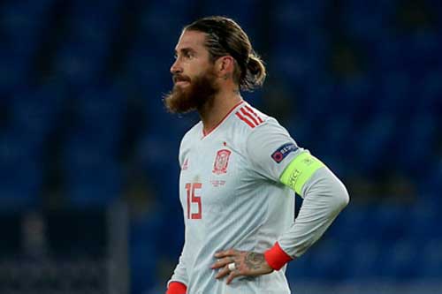 Ramos trớ trêu 2 lần sút hỏng penalty trong ngày vượt kỷ lục của Buffon