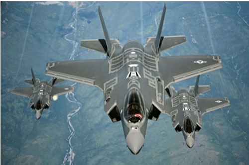 Phải chăng “Tia chớp” F-35 là máy bay chiến đấu chưa hoàn thiện?