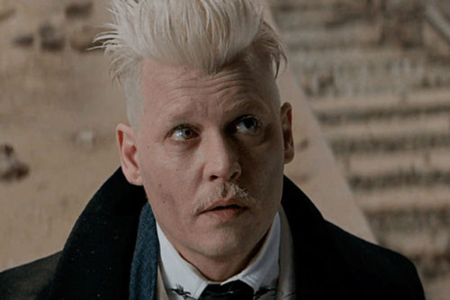 Bị sa thải, Johnny Depp vẫn nhận được thù lao