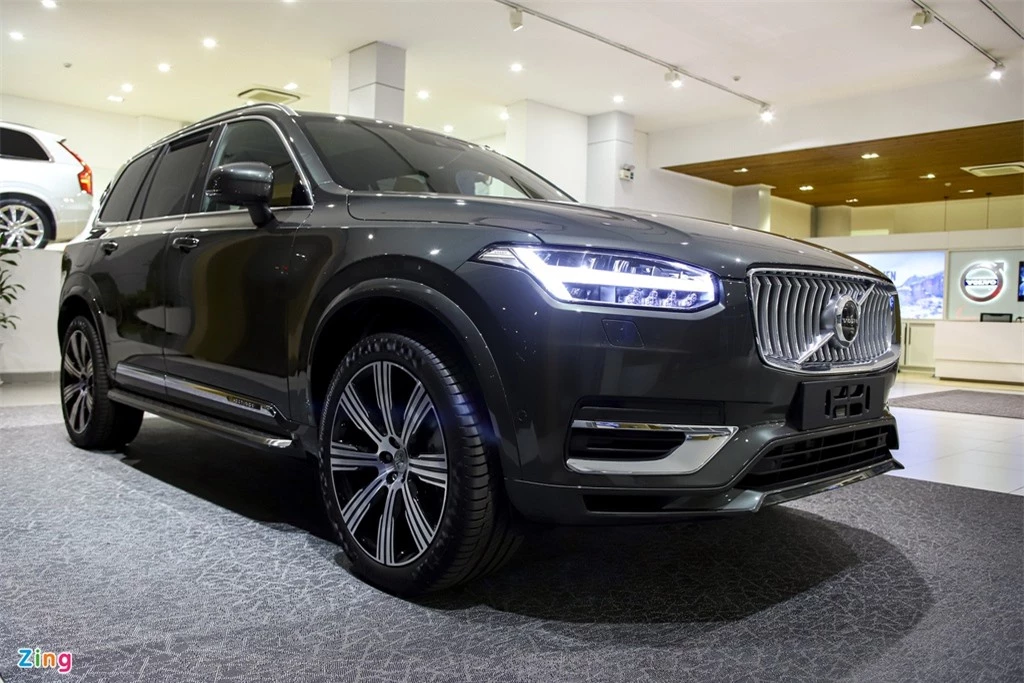 Volvo XC90 T8 2020 anh 2