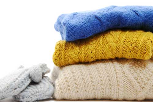 Mẹo giặt và bảo quản áo len không bị chảy giãn