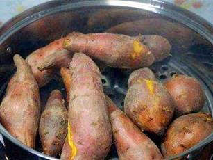 Cách hấp khoai lang ngon ngọt ít người biết