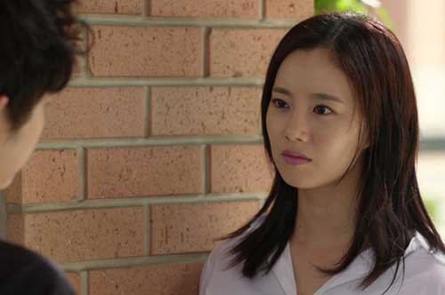 Chăm sóc bố mẹ vợ 4 năm ròng mà chẳng được chia xu lẻ nào, chồng tôi vẫn vui vẻ bình thường, ai ngờ đúng một năm sau anh tuyên bố câu chết điếng