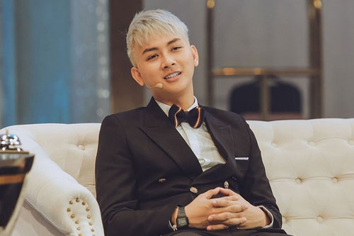 Hoài Lâm thu âm bài mới trong ba tiếng