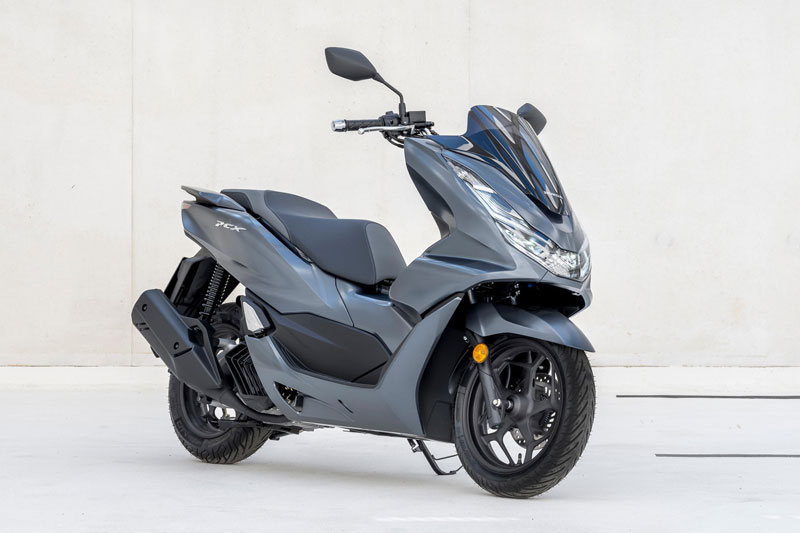 Cận cảnh Honda PCX 125 2021 vừa trình làng