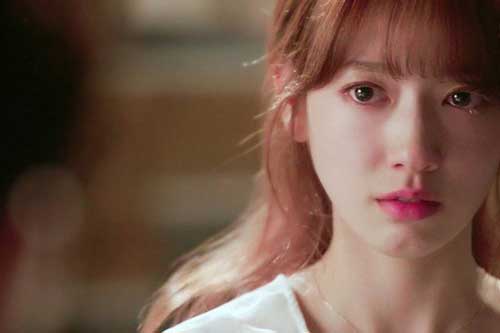 Đang đi dạo ở công viên, tôi bỗng thấy mẹ chồng cũ bồng bế con trai mình mà trong lòng không khỏi xót xa đau đớn