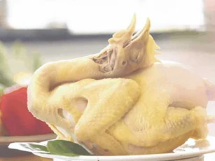 Với những mẹo này chị em có thể lọc và rút xương gà dễ dàng chỉ trong "nháy mắt"