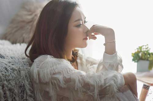 Nhận được cuộc gọi của mẹ người yêu, tôi vội đến tiệm vàng rồi ngớ người trước yêu cầu của bà