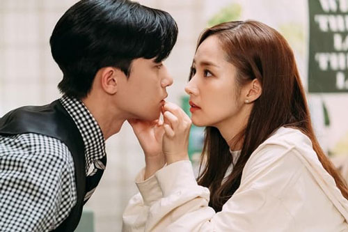 'Thư ký Kim' Park Min Young ngầm thừa nhận mối quan hệ tình cảm với 'Phó Chủ tịch' Park Seo Joon?